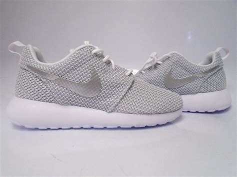 nike roshe run damen weiß platin metallic|Nike Roshe Run (White/Metallic Platinum) Women's Shoes .